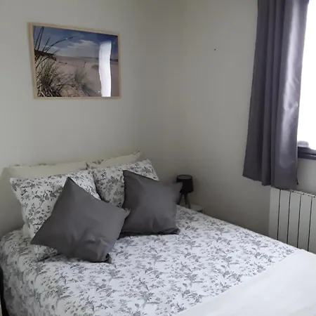 Appartement A 100 Metres De La Plage Ouistreham Exterior photo