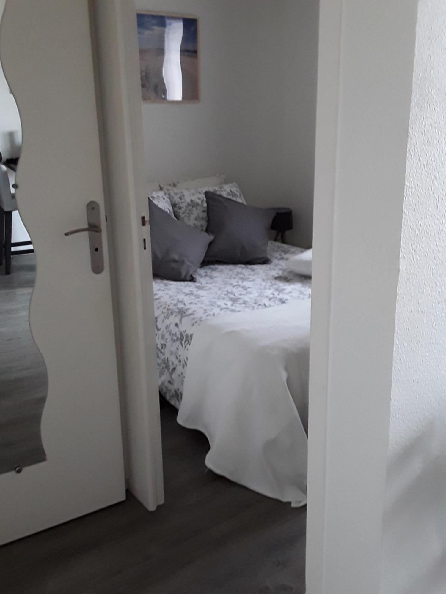 A 100 Metres De La Apartment *
